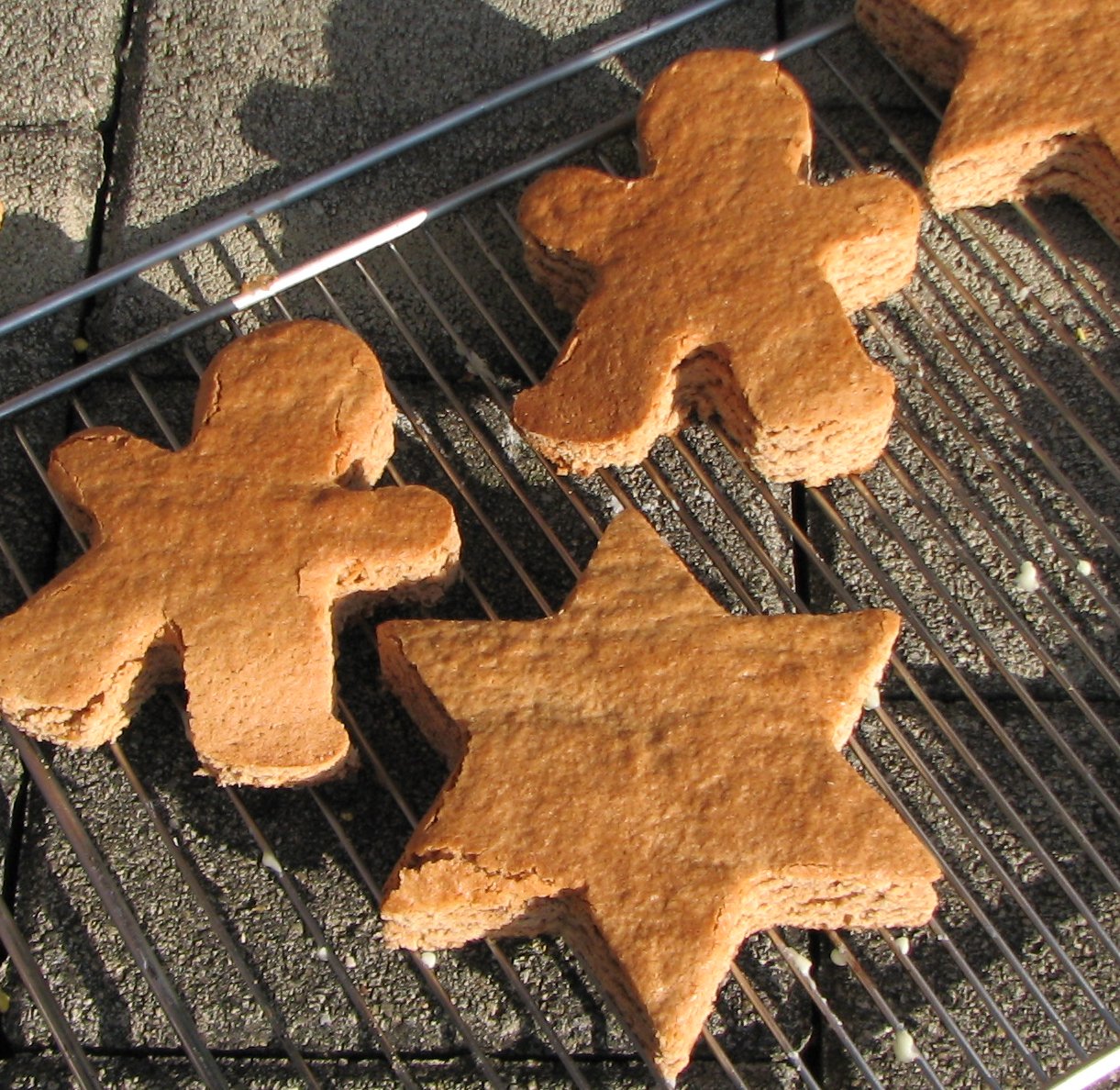 Lebkuchen ruhen sich nach dem Backen in der Sonne aus...